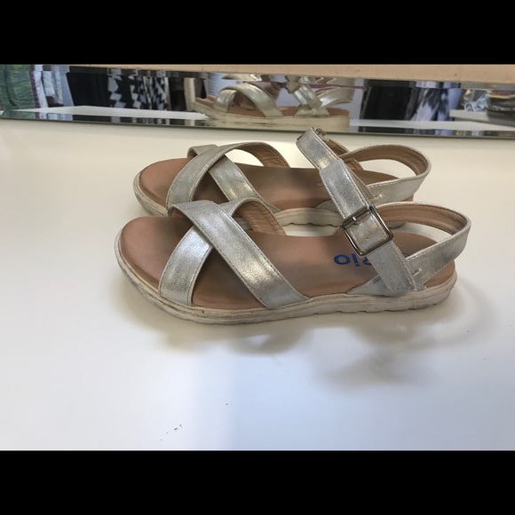 Girls metallic sandals - Picture 5 of 8